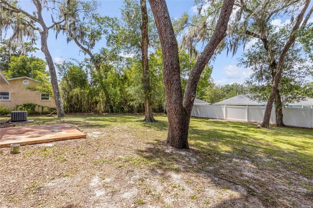 380 JULIA AVENUE, Orange City, FL 32763