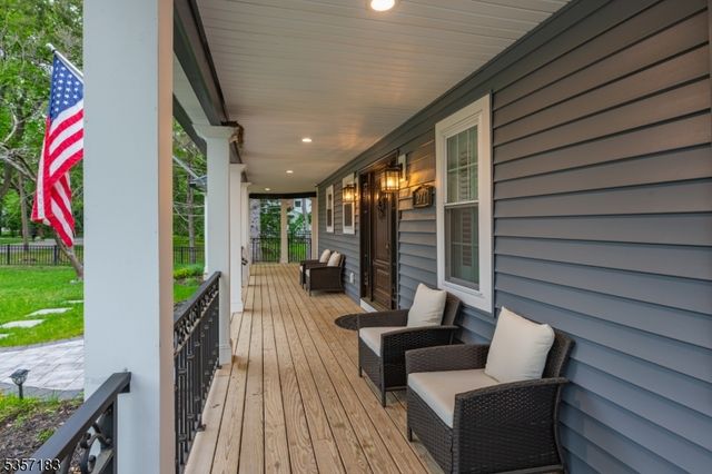 276 River Drive, River Vale Twp., NJ 07675