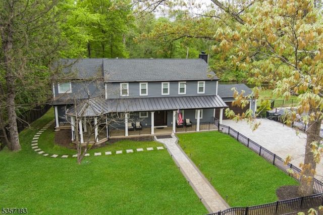 276 River Drive, River Vale Twp., NJ 07675