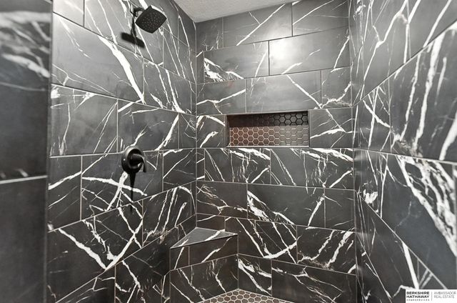 19760 Briar Street, Gretna, NE 68028