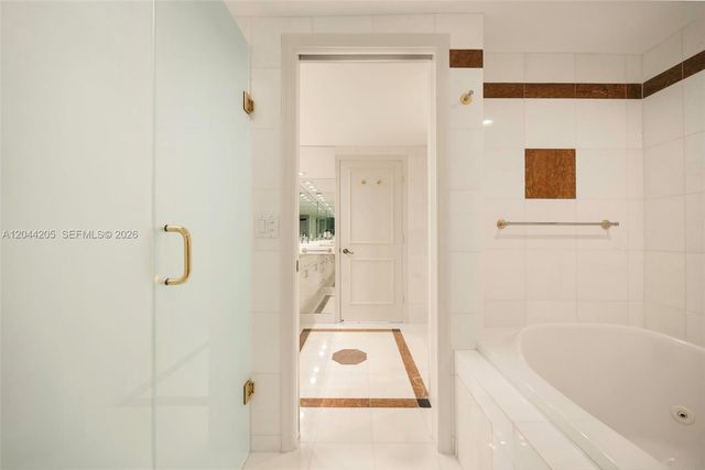 155 Ocean Lane Drive 600, Key Biscayne, FL 33149