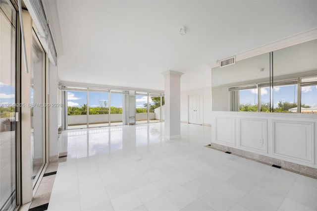 155 Ocean Lane Drive 600, Key Biscayne, FL 33149