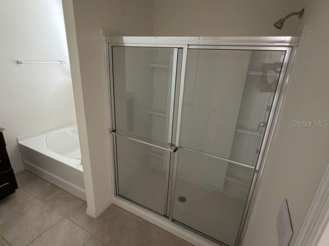 7604 OAKMOSS LOOP, Davenport, FL 33837