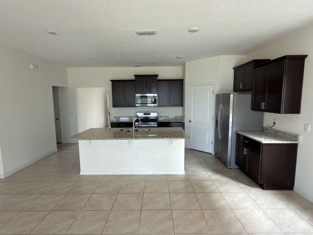 7604 OAKMOSS LOOP, Davenport, FL 33837