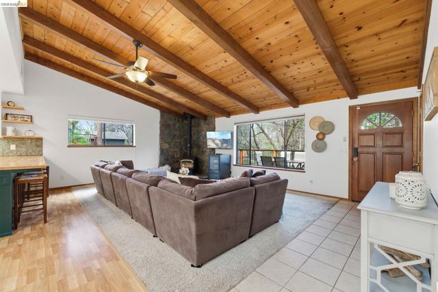 19779 Pine Mountain Dr, Groveland, CA 95321