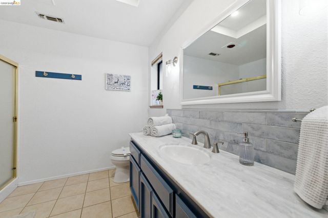 19779 Pine Mountain Dr, Groveland, CA 95321