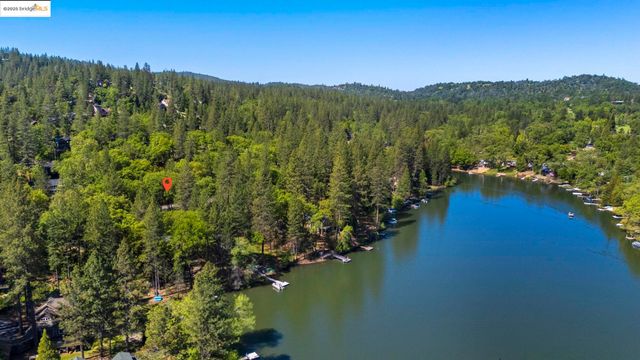 19779 Pine Mountain Dr, Groveland, CA 95321