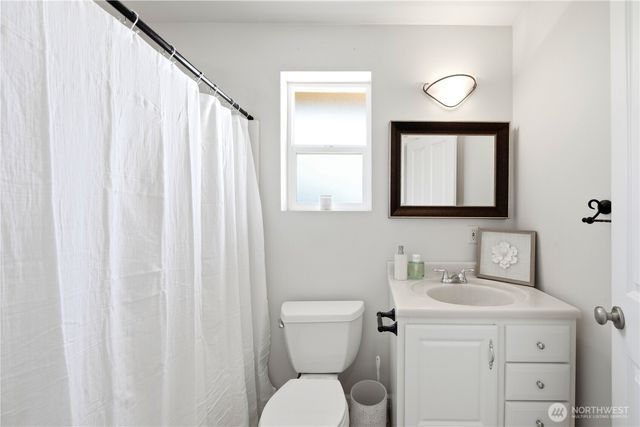 20611 6th Place W, Lynnwood, WA 98036