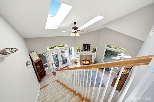 20611 6th Place W, Lynnwood, WA 98036
