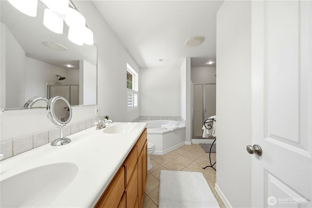 20611 6th Place W, Lynnwood, WA 98036