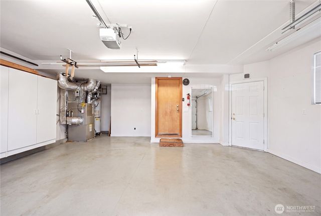20611 6th Place W, Lynnwood, WA 98036