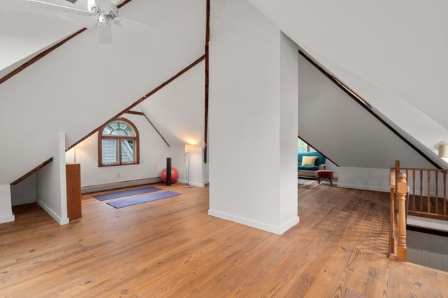 63 Massasoit St, Northampton, MA 01060