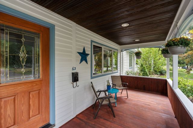63 Massasoit St, Northampton, MA 01060
