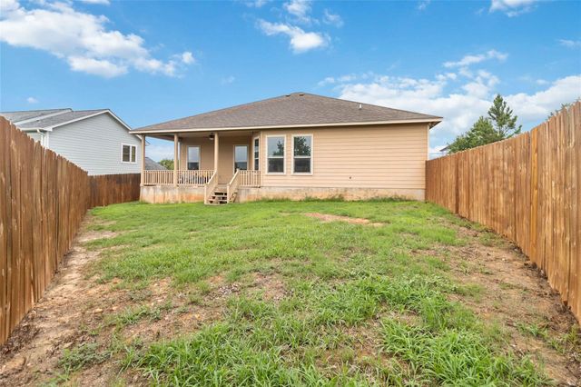 173 Kipahulu DR, Bastrop, TX 78602