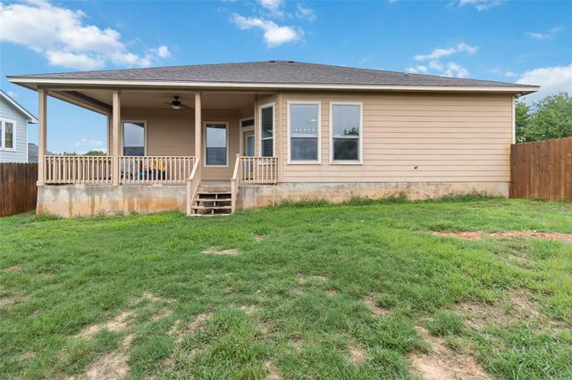 173 Kipahulu DR, Bastrop, TX 78602
