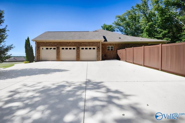 12313 Bell Road SW, Huntsville, AL 35803