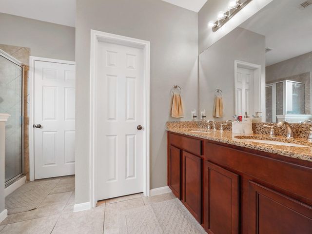 4487 Gran Canary Drive, League City, TX 77573