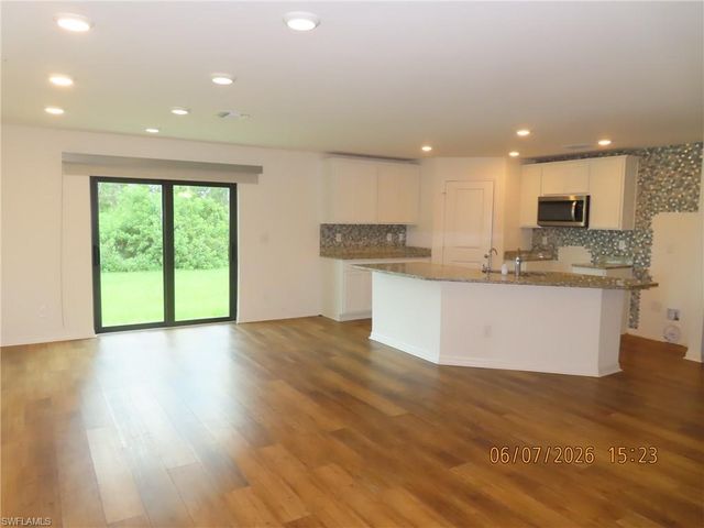 178 Blackstone DR, Fort Myers, FL 33913