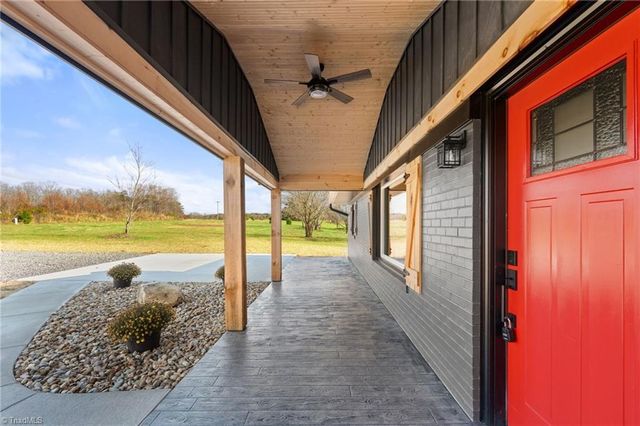 1195 Rogers Road, Mount Airy, NC 27030