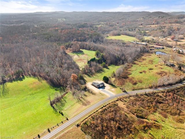 1195 Rogers Road, Mount Airy, NC 27030