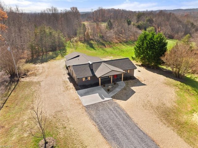 1195 Rogers Road, Mount Airy, NC 27030
