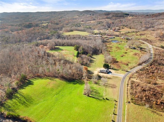 1195 Rogers Road, Mount Airy, NC 27030