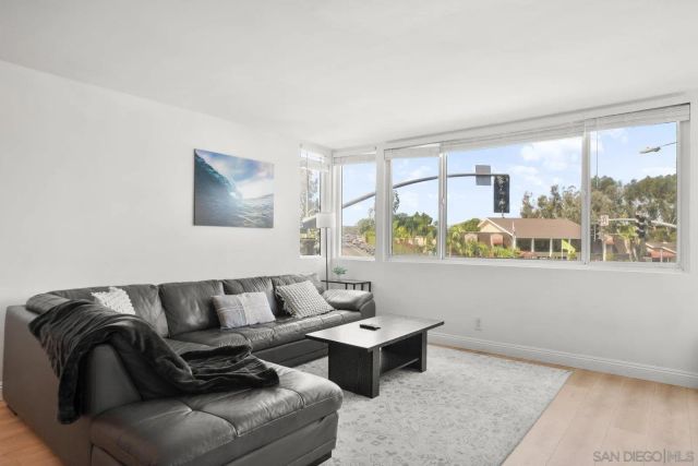4501 Collwood Blvd 4, San Diego, CA 92115