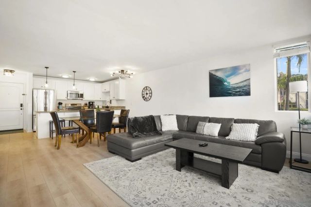 4501 Collwood Blvd 4, San Diego, CA 92115