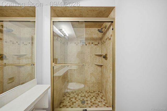25200 Quarter Deck Street, Harrison Charter Township, MI 48045