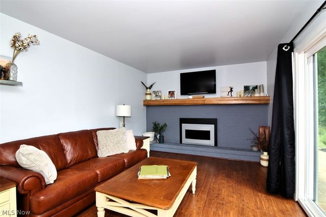 9145 Mercer Lane, Brecksville, OH 44141