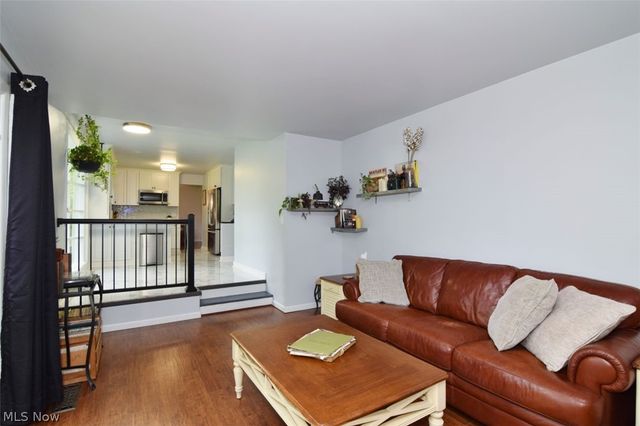 9145 Mercer Lane, Brecksville, OH 44141