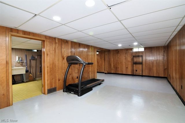 9145 Mercer Lane, Brecksville, OH 44141