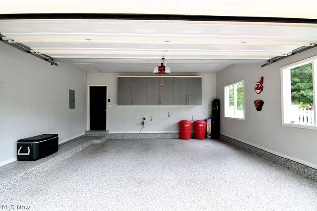 9145 Mercer Lane, Brecksville, OH 44141