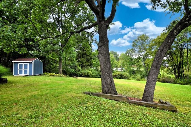 9145 Mercer Lane, Brecksville, OH 44141