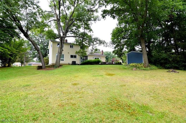 9145 Mercer Lane, Brecksville, OH 44141