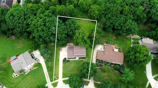 9145 Mercer Lane, Brecksville, OH 44141