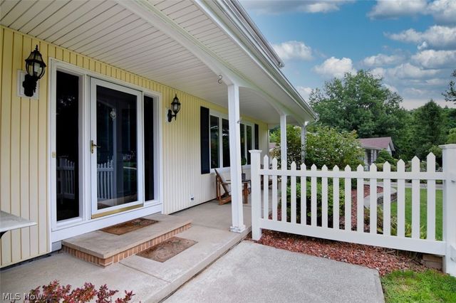 9145 Mercer Lane, Brecksville, OH 44141