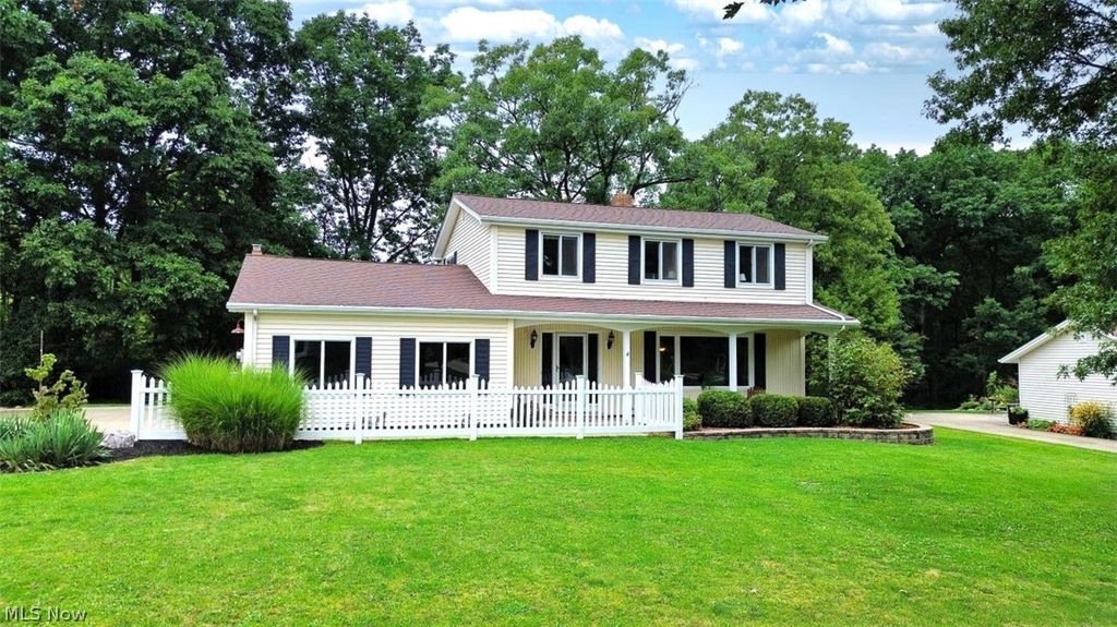 9145 Mercer Lane, Brecksville, OH 44141