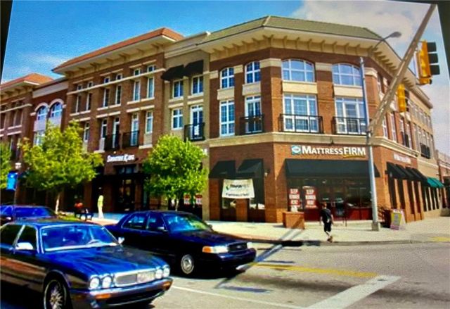 1221 Caroline NE Street 202, Atlanta, GA 30307