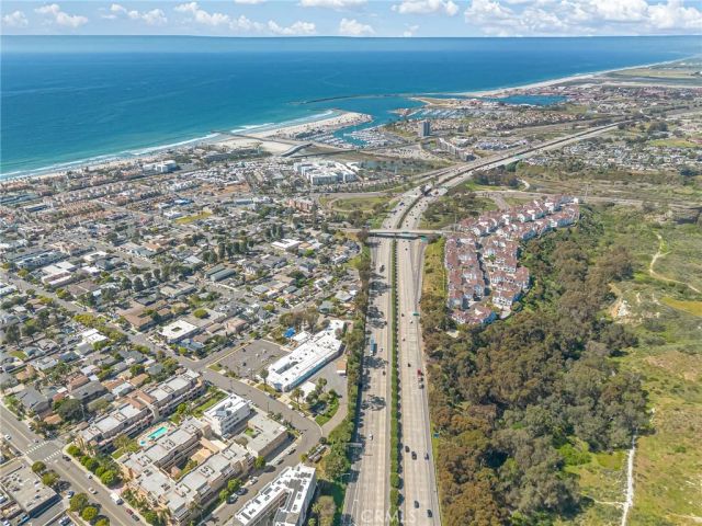 910 Windward Way, Oceanside, CA 92054