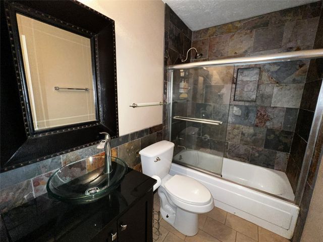 2215 E Peters Colony Road, Carrollton, TX 75007