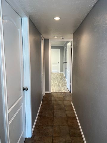 2215 E Peters Colony Road, Carrollton, TX 75007