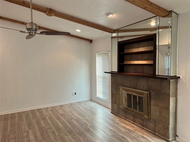 2215 E Peters Colony Road, Carrollton, TX 75007