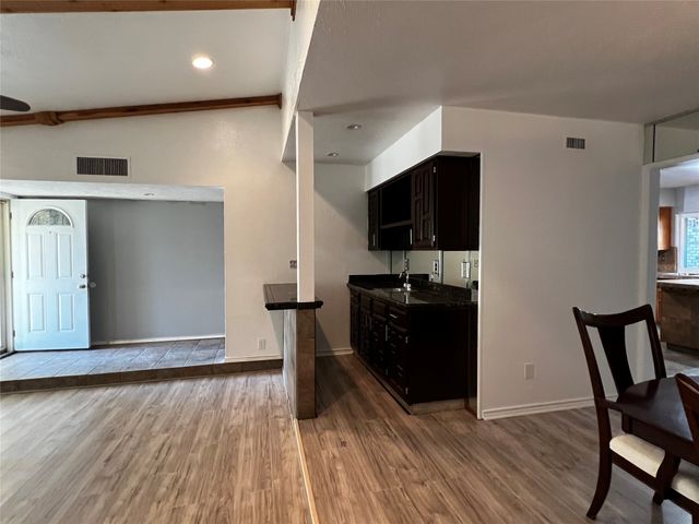 2215 E Peters Colony Road, Carrollton, TX 75007