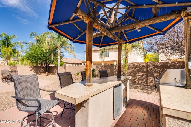 705 W Via De Gala, Sahuarita, AZ 85629