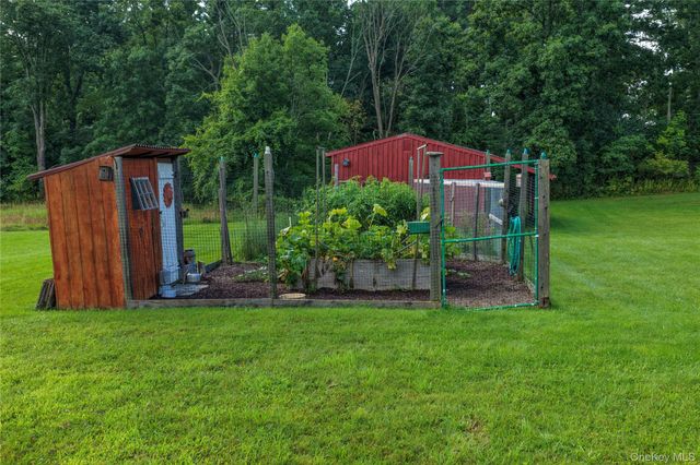 8250 Route 32, Cairo, NY 12413