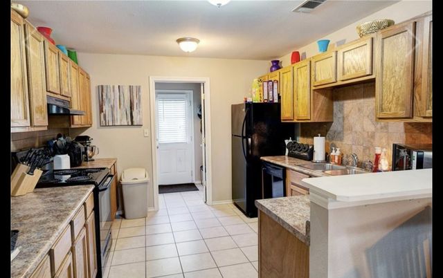 901 W Birge Street, Sherman, TX 75092