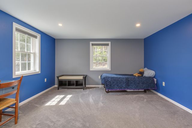 1057 Bound Tree Road, Hopkinton, NH 03229