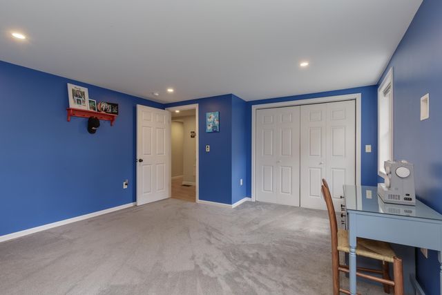 1057 Bound Tree Road, Hopkinton, NH 03229
