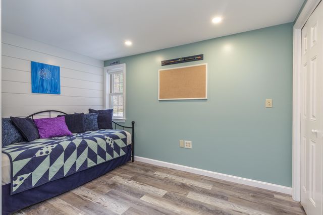 1057 Bound Tree Road, Hopkinton, NH 03229
